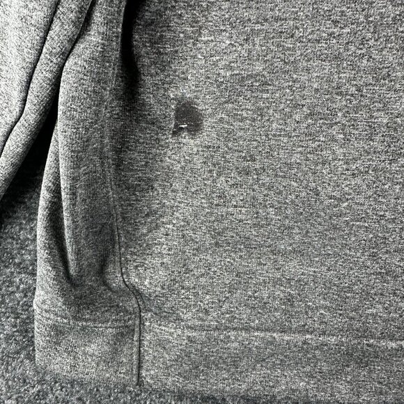 Eddie Bauer SweatShirt Mens XL Gray Long Sleeve Logo FLAW Burn Mark on Front - Picture 3 of 9